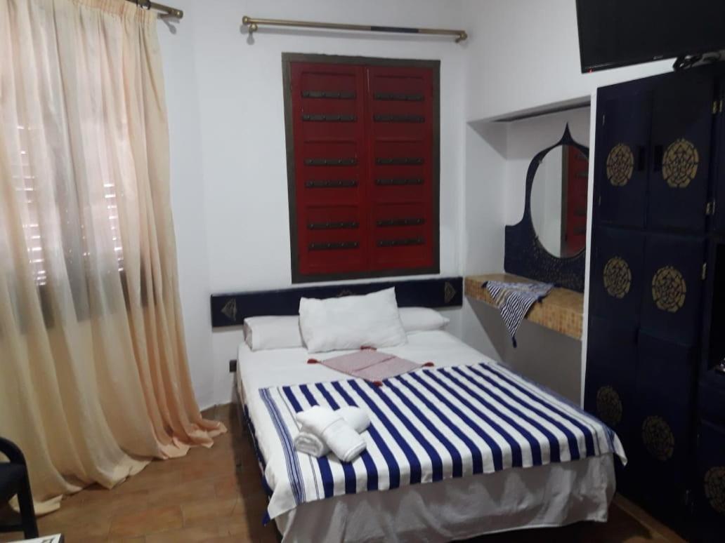 Hotel Regina เทโทอัน ภายนอก รูปภาพ